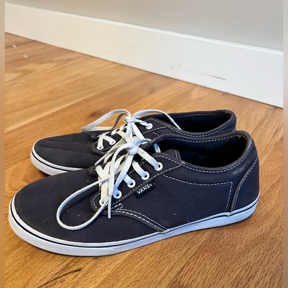 BARELY WORN - Navy Vans - Women’s Size 7.5